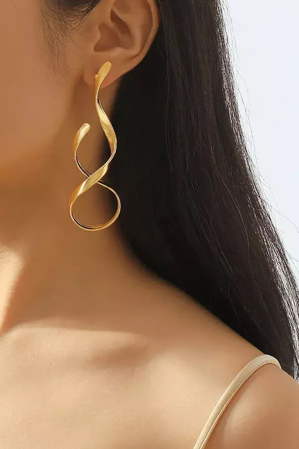 Ismara - Sleek Spiral Earrings