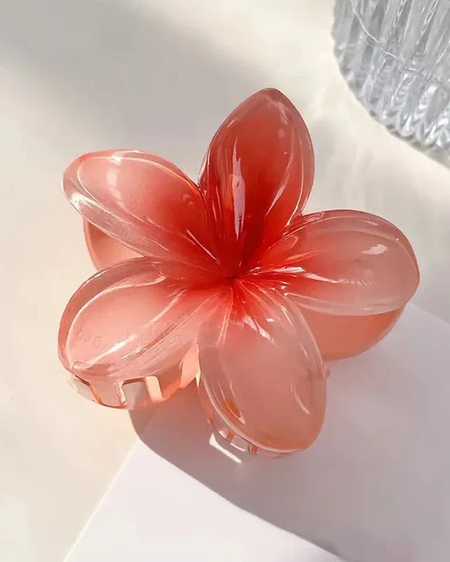 Maevyn - Glossy Flower Hairclip