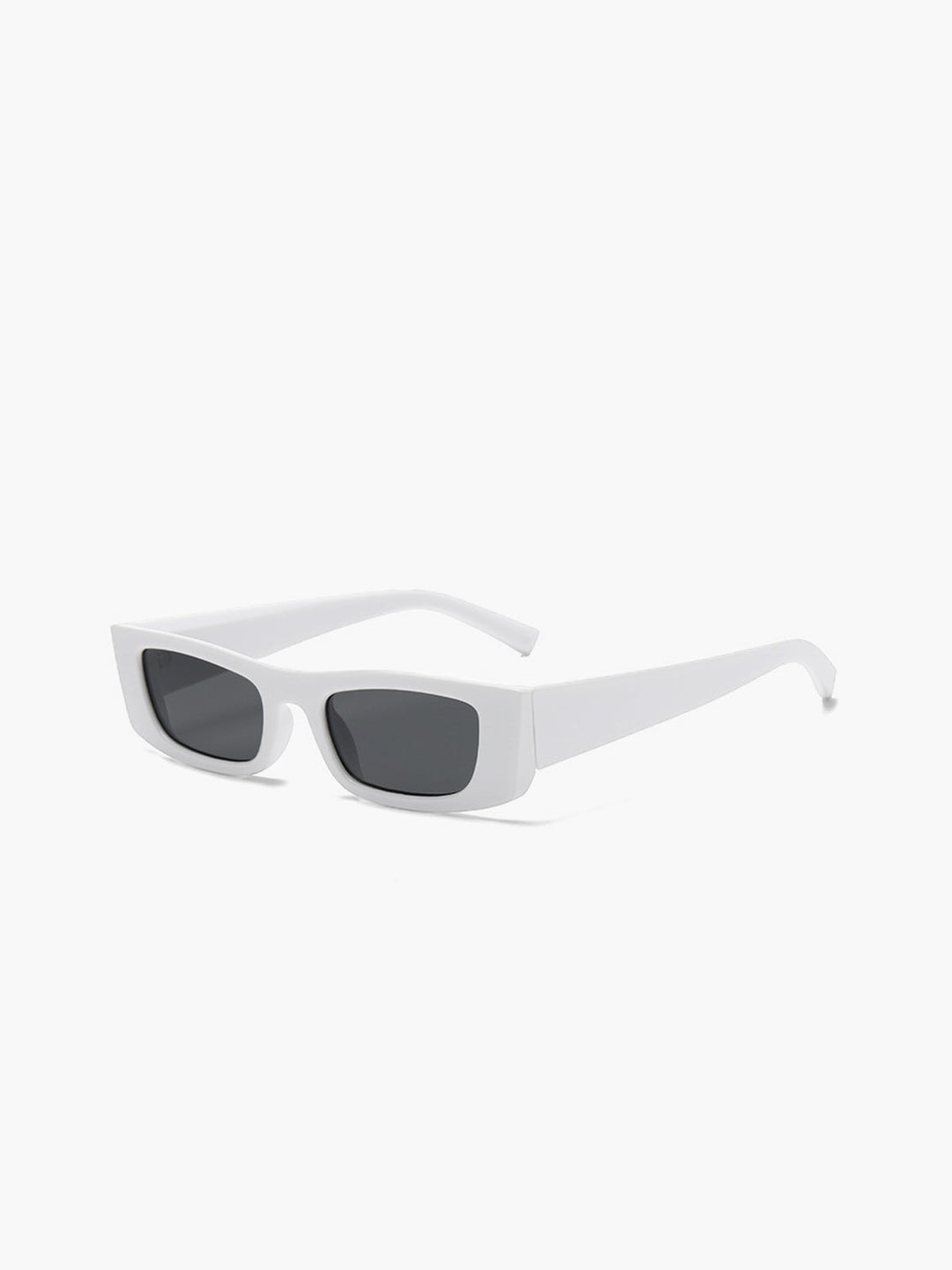 Zevina - White Chic Sunglasses