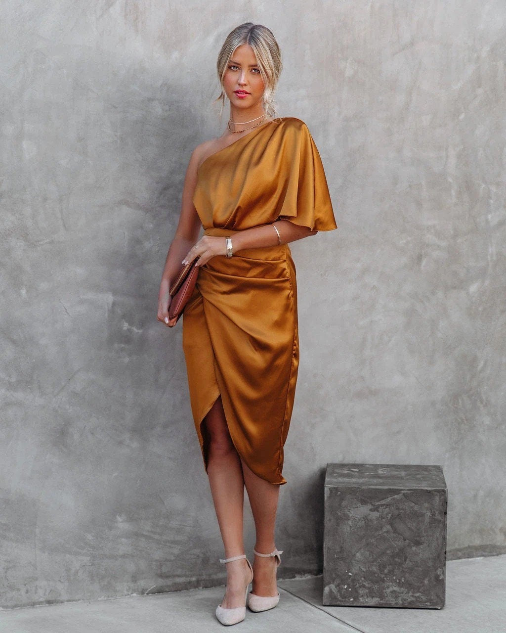 Maelle - Chic Satin Dress